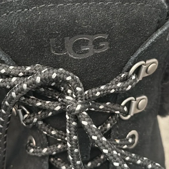 NWOT UGG Romely Heritage Lace-up Suede Boot, size 10 - Picture 7 of 12